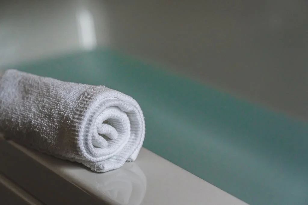 Benefits of Walk In Tubs for Seniors Benefits of Walk In Tubs for Seniors
